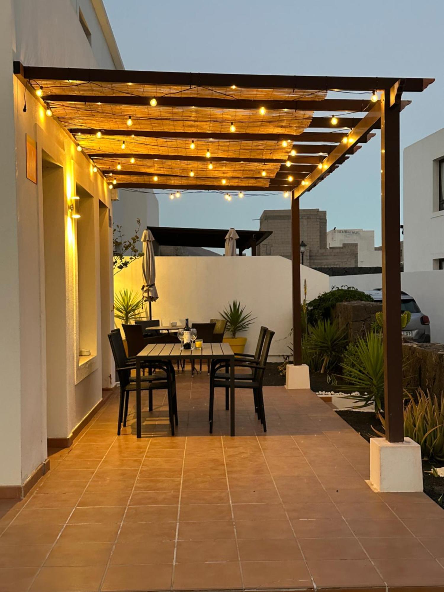 Villa Casa Amarillo Del Sol à Playa Blanca  Extérieur photo